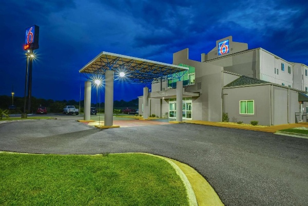 Motel 6 - Montgomery / Hope Hull image 3